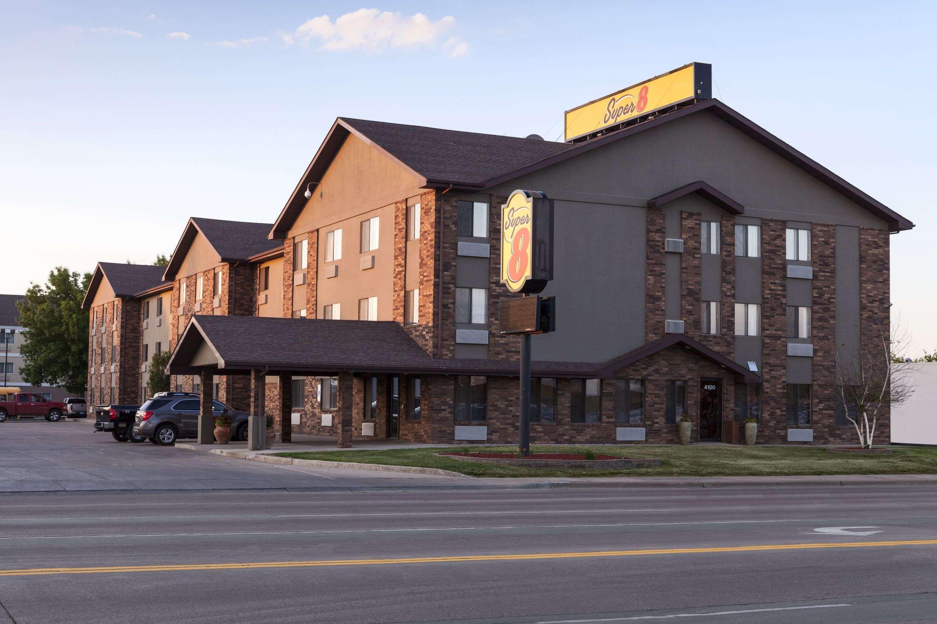 Hotel Super 8 By Wyndham Sioux Falls/41St Street Extérieur photo